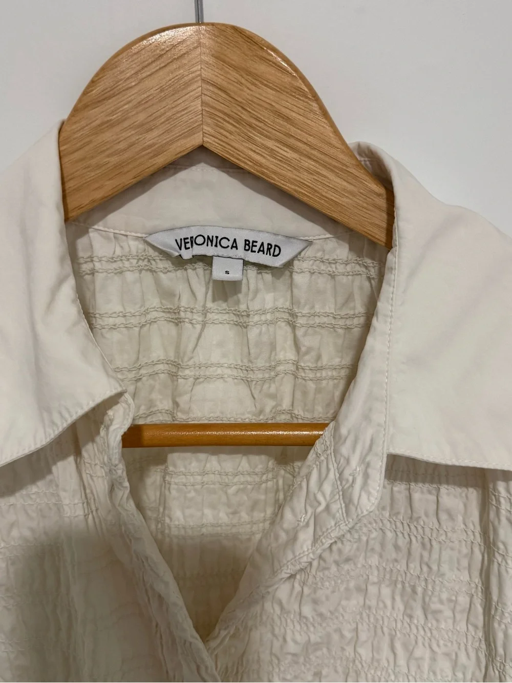Veronica Beard Cream Textured Short-Sleeve Cropped Button-Up